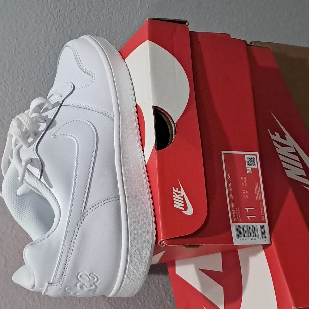 Nike EBERNON LOW WOMENS